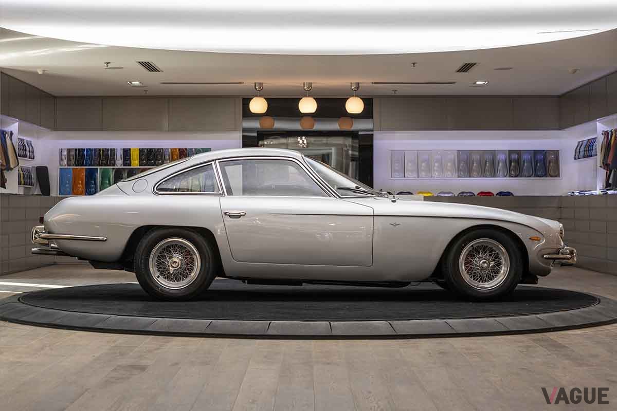 オークションに出品された1966年式ランボルギーニ「400GT 2＋2ツーリング」Ahmed Qadri-Pixelhaus Media(c)2024 Courtesy of RM Sotheby's