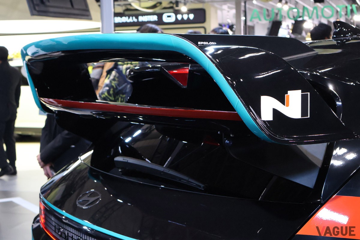 ヒョンデブースでは、新型「インスター」や「アイオニック5 N」を展示