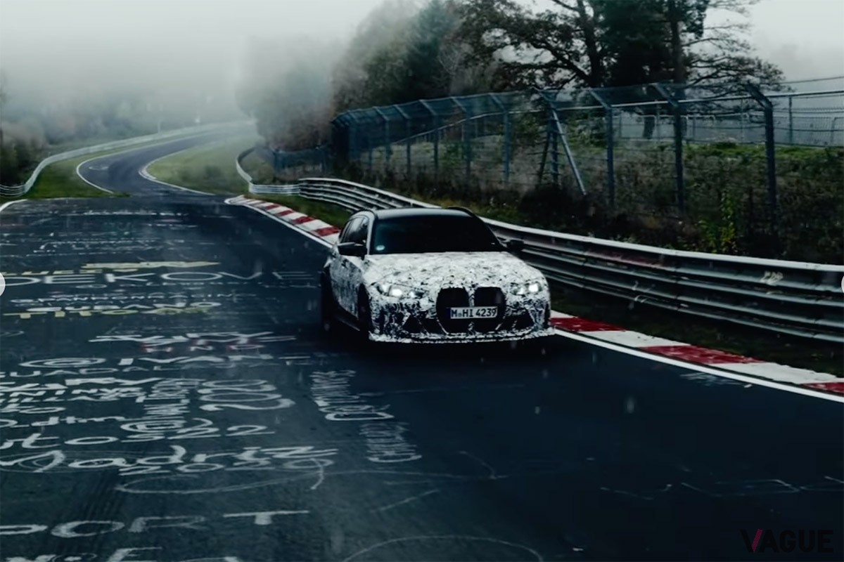 BMWがカーボンパーツと専用エアロをまとう「M3 CSツーリング」のティザー動画を公開