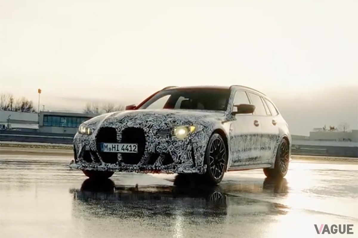 BMWがカーボンパーツと専用エアロをまとう「M3 CSツーリング」のティザー動画を公開