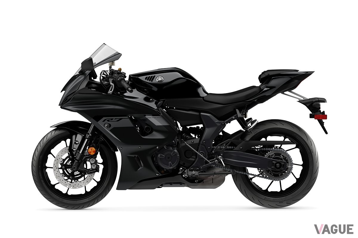 2025年モデルが発売されたヤマハ「YZF-R7」。写真のカラーは“マットダークグレー”