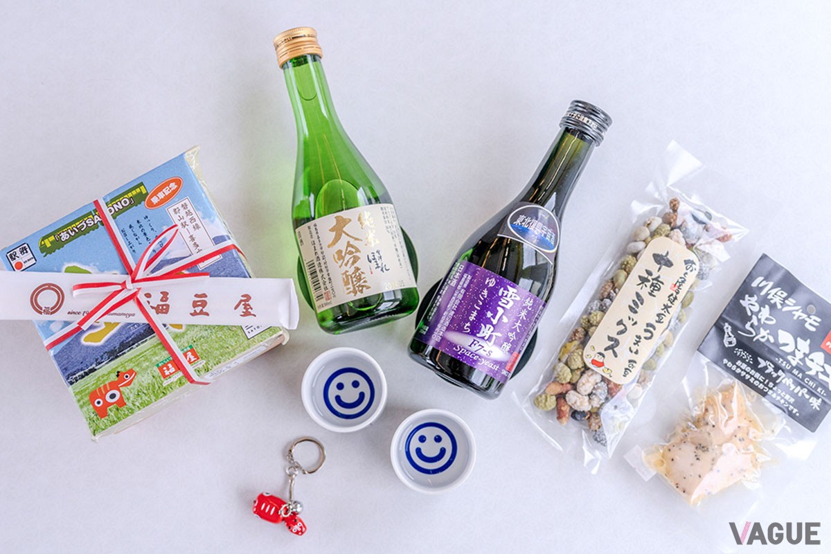 東北を走る列車「SATONO」では、運行線区毎の伝統料理やご当地料理、地酒をうけとりっぷで販売している