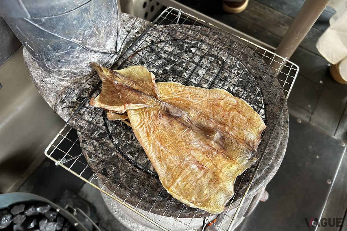 津軽鉄道の名物列車「ストーブ列車」の車内