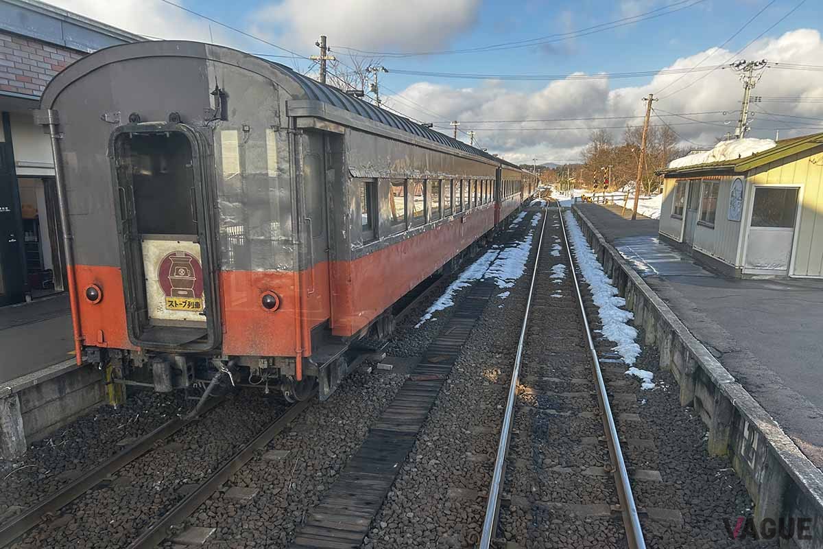津軽鉄道の名物列車「ストーブ列車」