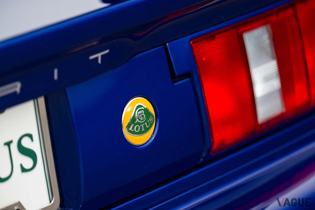 オークションに登場した2000年式ロータス「エスプリV8」 Jeremy Cliff(c)2025 Courtesy of RM Sotheby's