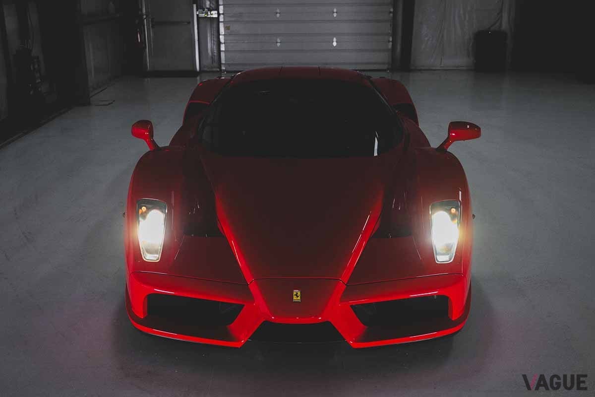 オークションに出品された2003年式フェラーリ「エンツォ・フェラーリ」Darin Schnabel(c)2025 Courtesy of RM Sotheby's