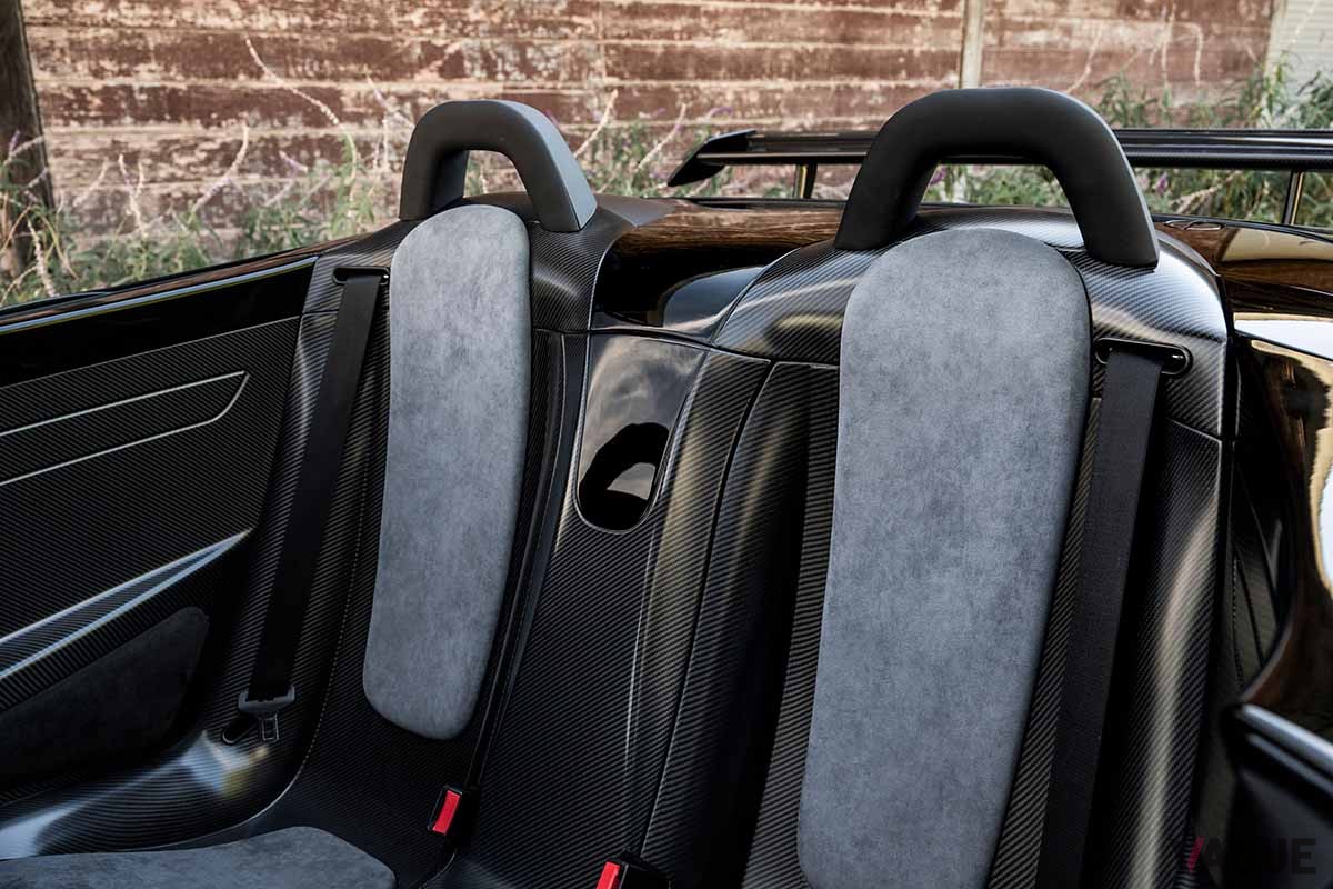 オークションに登場した2006年式メルセデス・ベンツ「CLK DTM AMGカブリオレ」Robin Adams(c)2024 Courtesy of RM Sotheby's