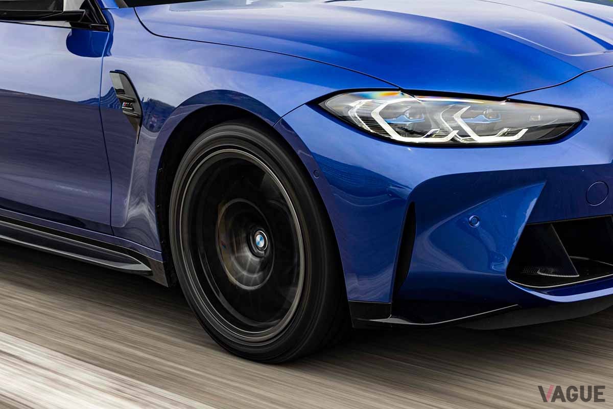 強い制動力が求められる高性能スポーツカーやスーパーカーはとくにブレーキダストの発生が多い傾向にある