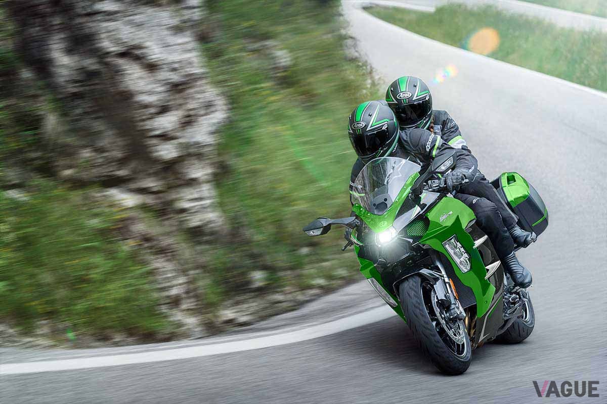 2025年3月1日に発売されたカワサキ「Ninja H2SX SE」2025年モデル
