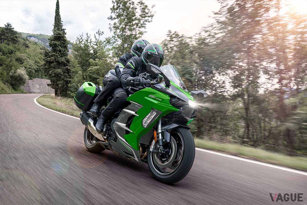 2025年3月1日に発売されたカワサキ「Ninja H2SX SE」2025年モデル