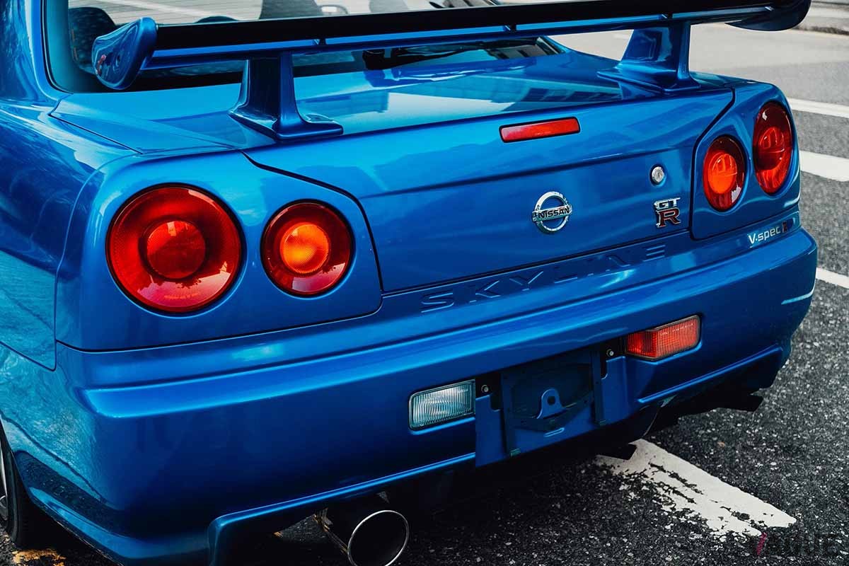 香港のオークションサイトに出品された2001年式日産「スカイラインGT−R VスペックII」