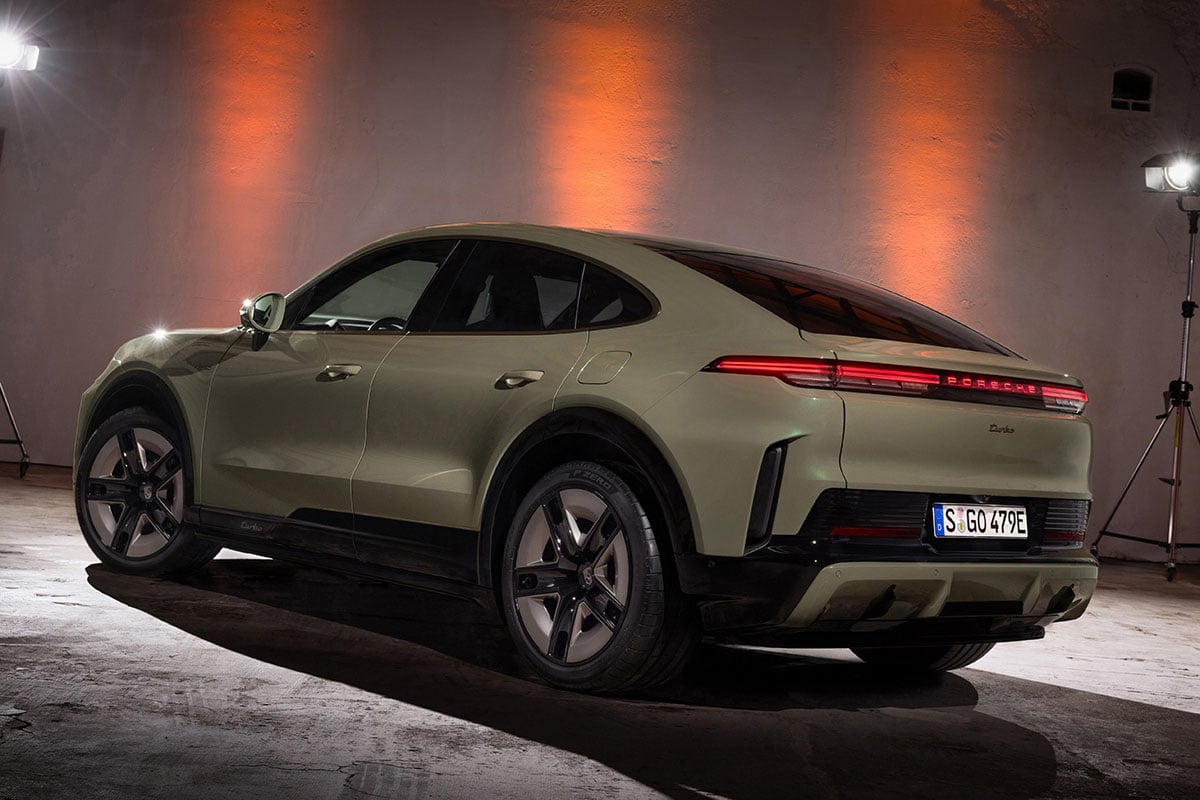 ポルシェ「カイエン・ターボ・クーペ・エレクトリック」