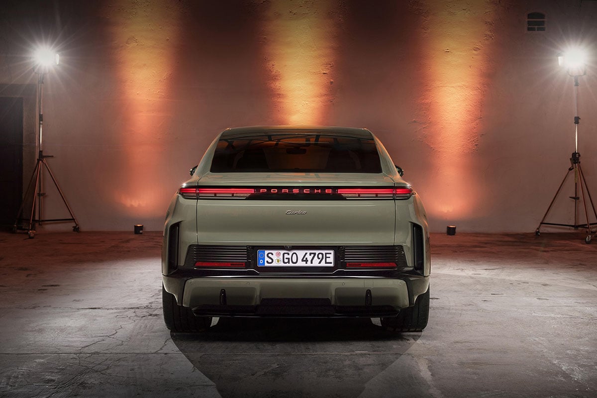 ポルシェ「カイエン・ターボ・クーペ・エレクトリック」