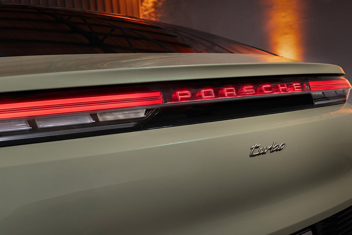 ポルシェ「カイエン・ターボ・クーペ・エレクトリック」