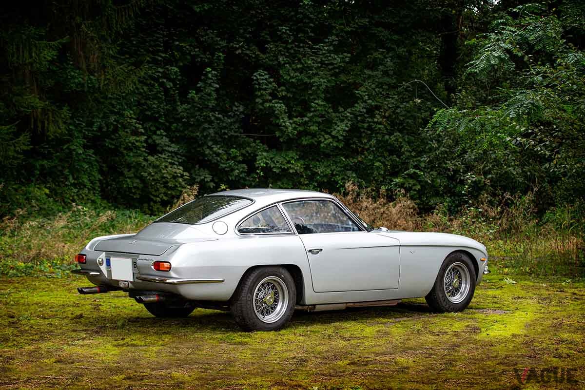 オークションに出品され21万8500ユーロ（約3532万円）で落札された1966年式ランボルギーニ「400GT 2＋2ツーリング」Simon Clay(c)2024 Courtesy of RM Sotheby's