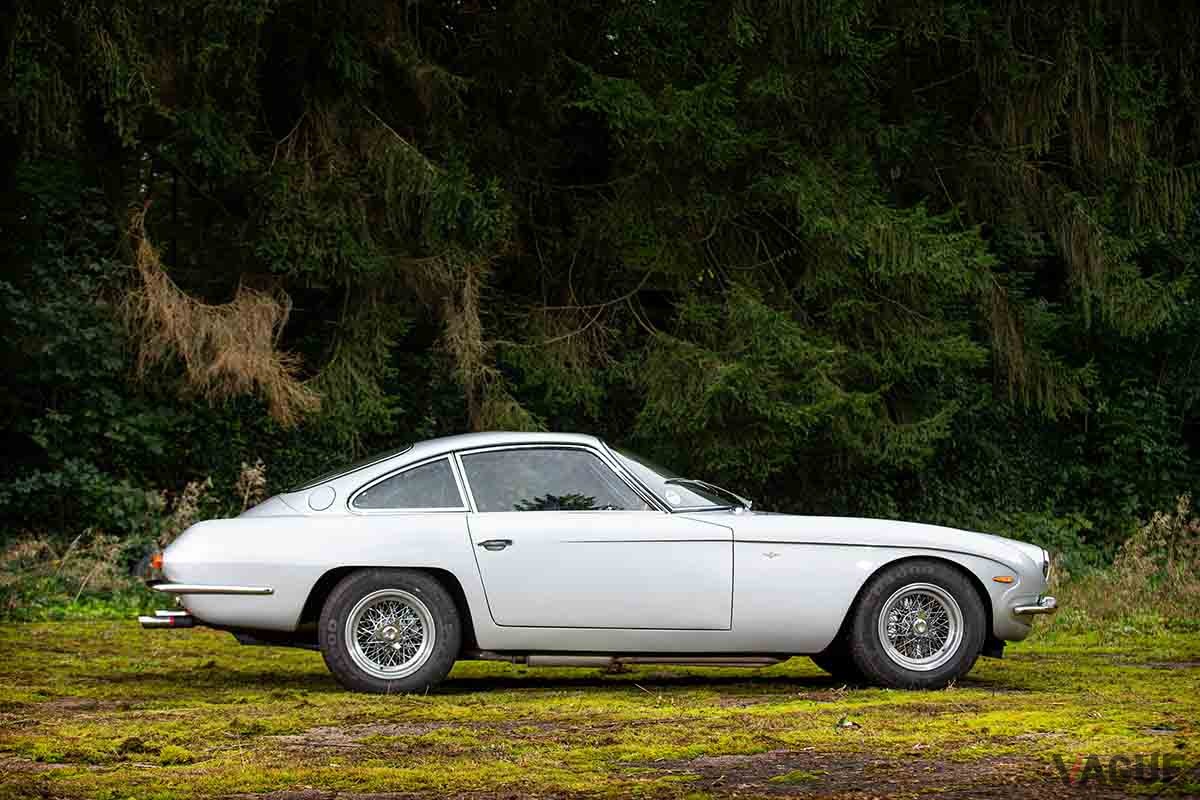 オークションに出品され21万8500ユーロ（約3532万円）で落札された1966年式ランボルギーニ「400GT 2＋2ツーリング」Simon Clay(c)2024 Courtesy of RM Sotheby's