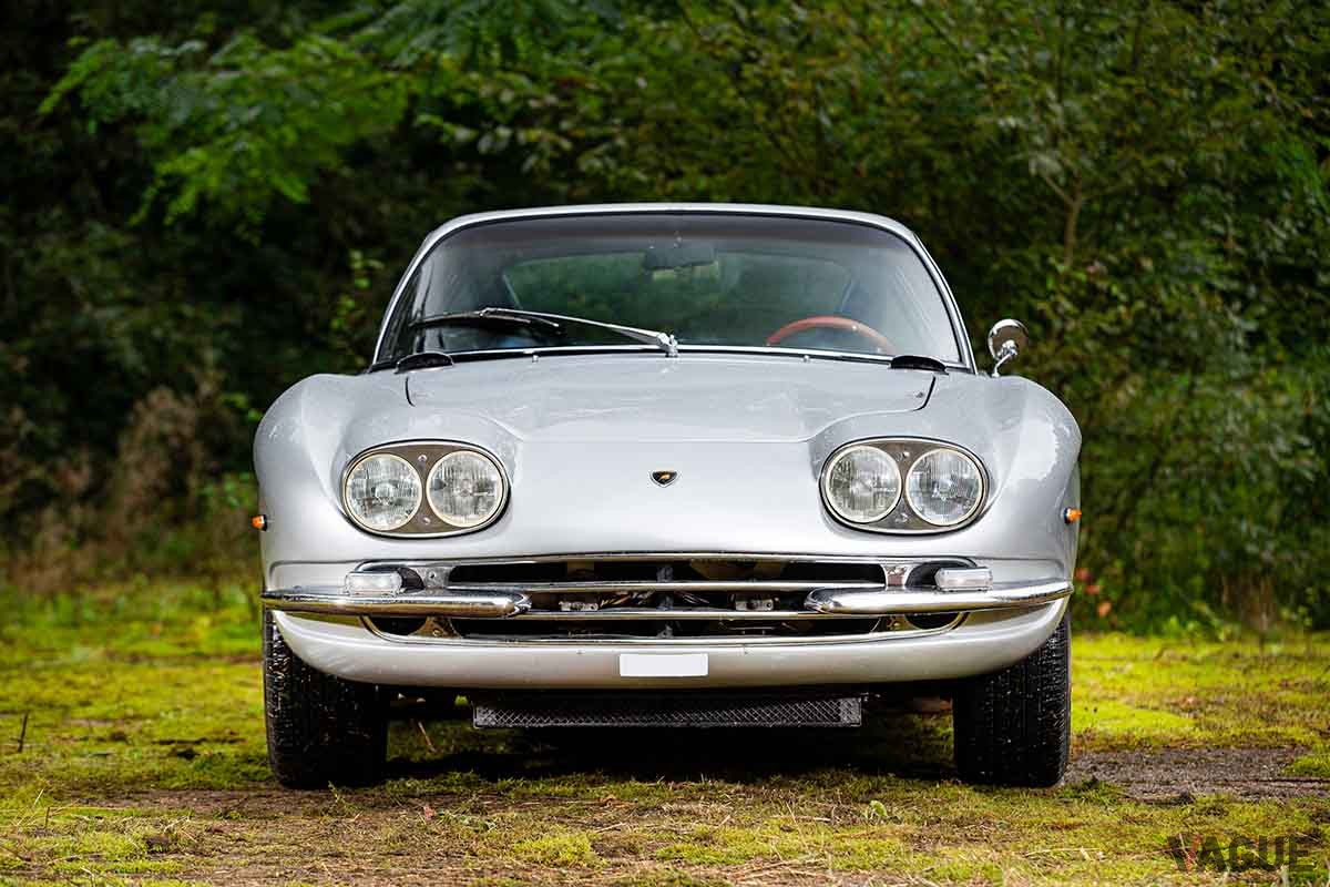 オークションに出品され21万8500ユーロ（約3532万円）で落札された1966年式ランボルギーニ「400GT 2＋2ツーリング」Simon Clay(c)2024 Courtesy of RM Sotheby's