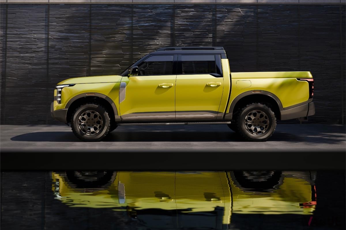 日産自動車が世界初公開したPHEVピックアップトラック「フロンティア・プロ」