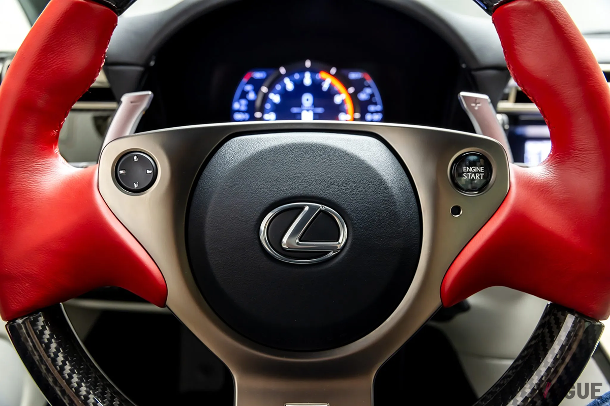 米国オークションに登場した2012年式レクサス「LFA」