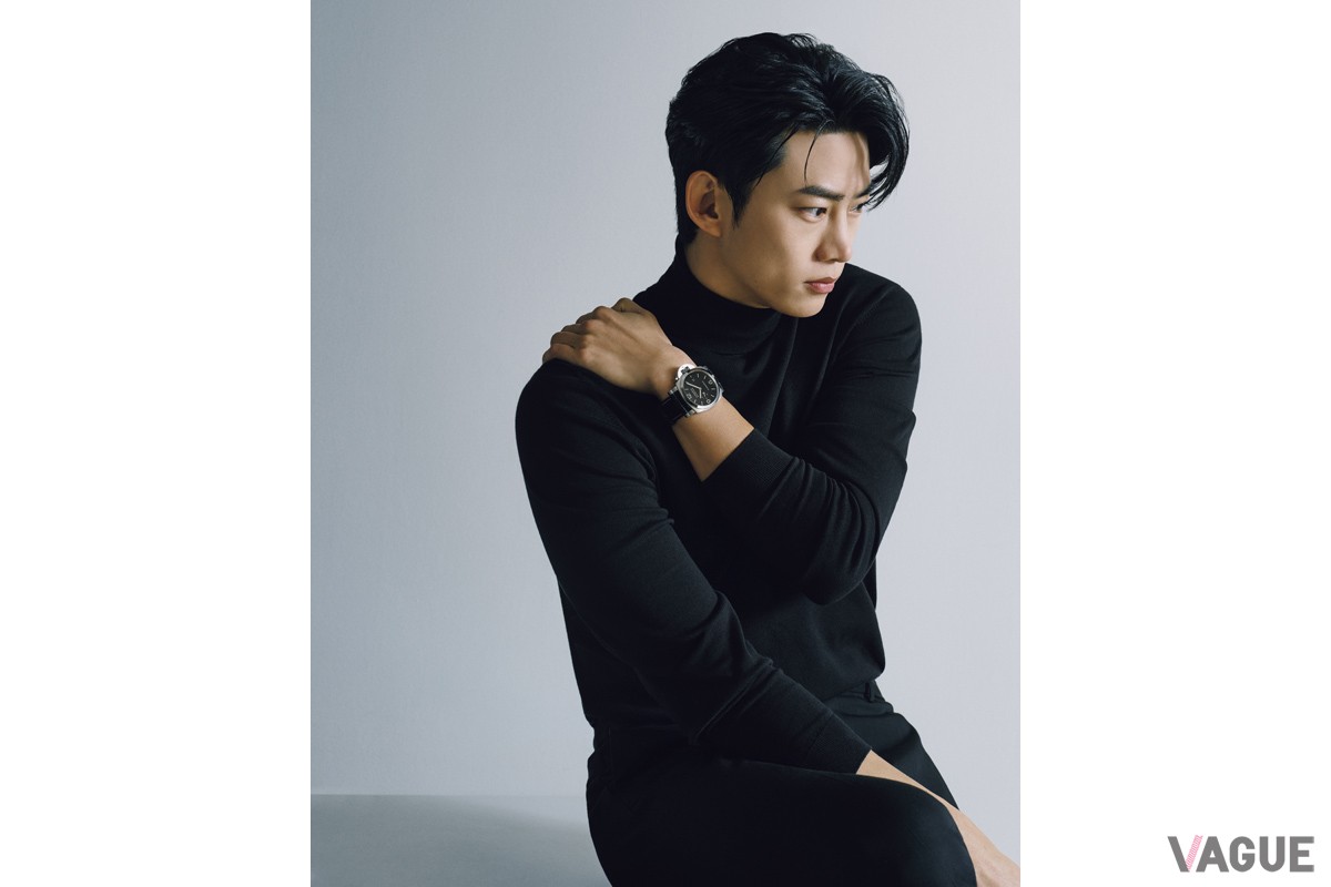 韓国の⼈気俳優であり、2PMのメンバーとしても知られるオク・テギョン