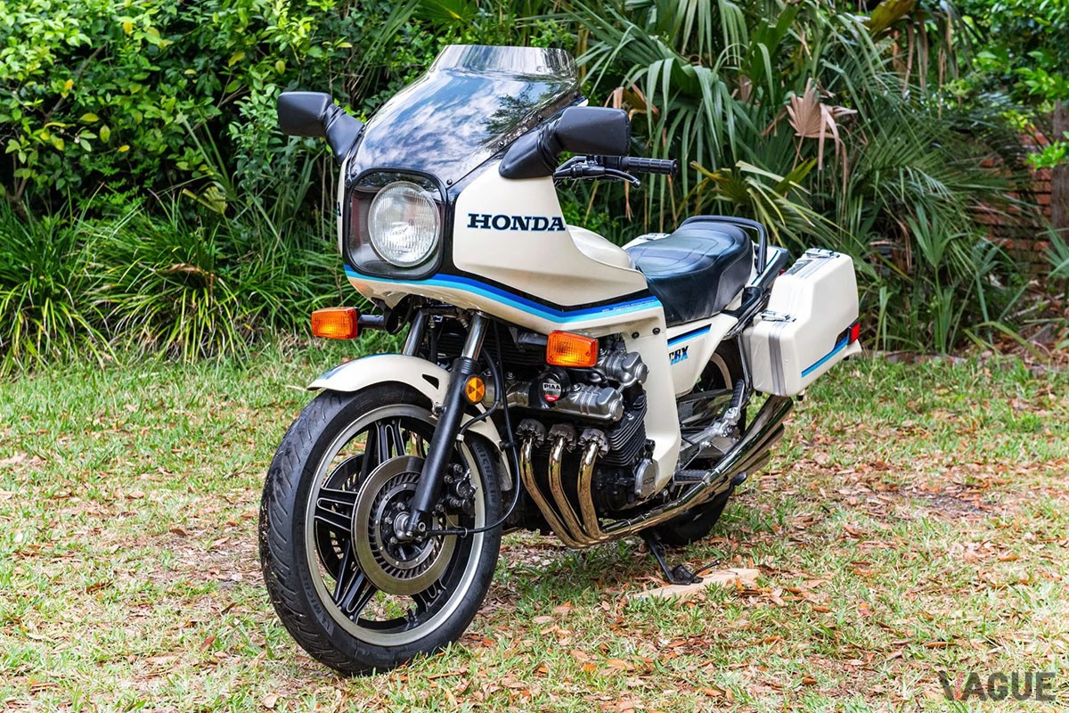 米国オークションに登場した1982年式ホンダ「CBXスーパースポーツ」