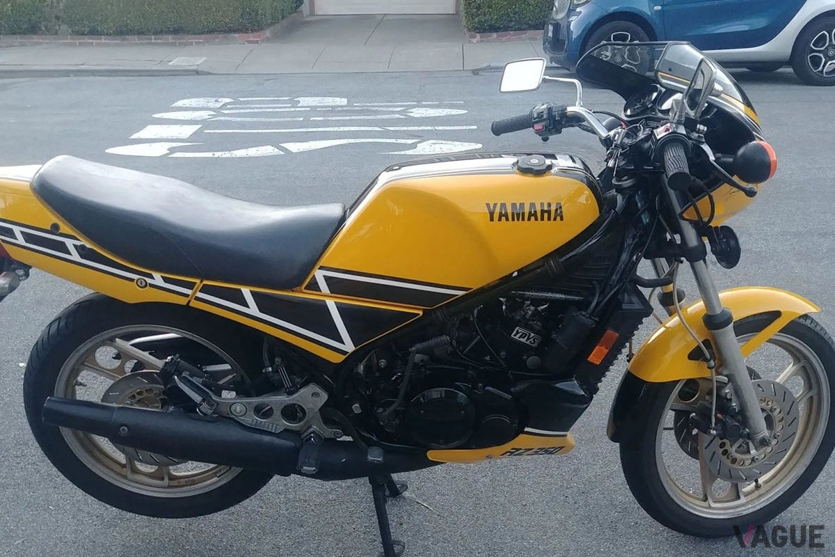 1985年式のヤマハ「RZ350」ケニーロバーツエディション