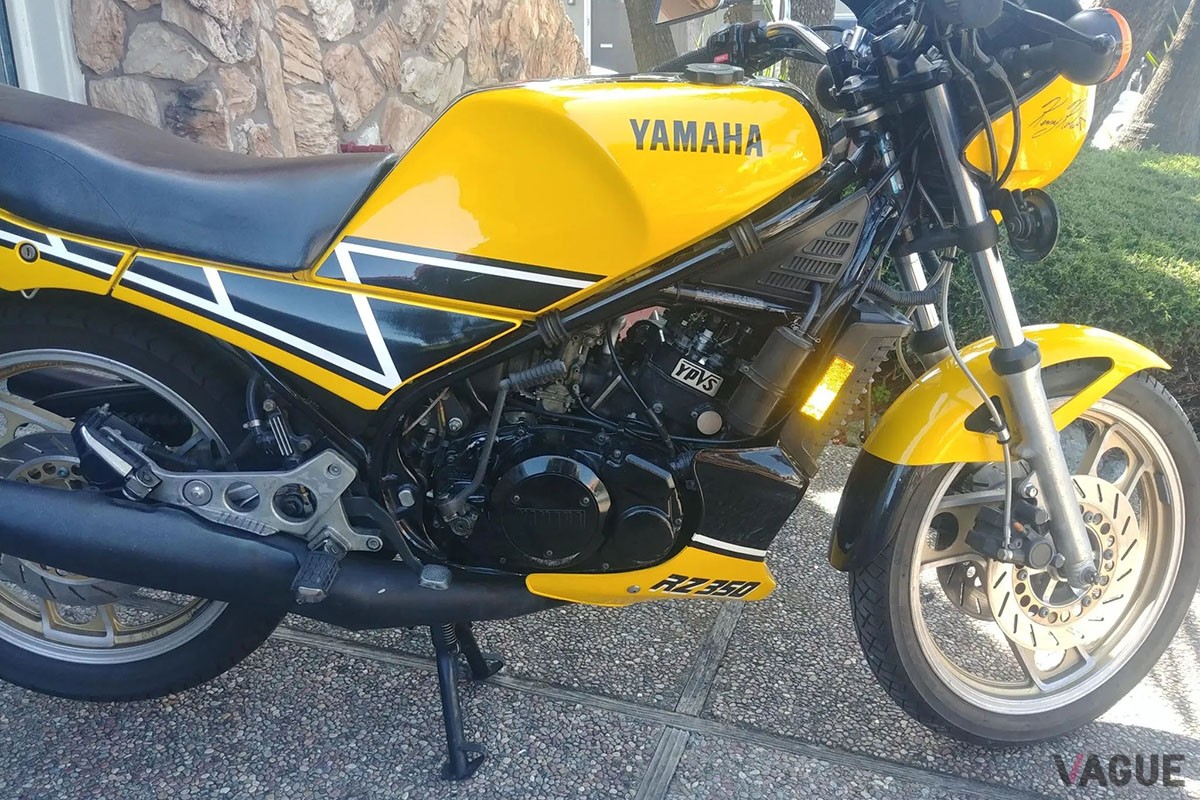 1985年式のヤマハ「RZ350」ケニーロバーツエディション