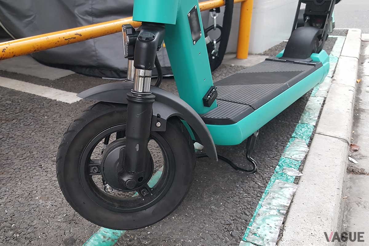 利用が拡大している電動キックボードの多くは「特定小型原動機付自転車」に該当する