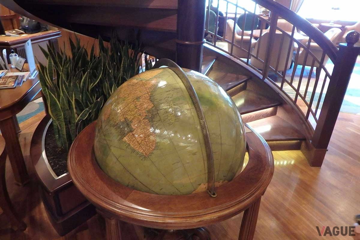 図書室にある地球儀