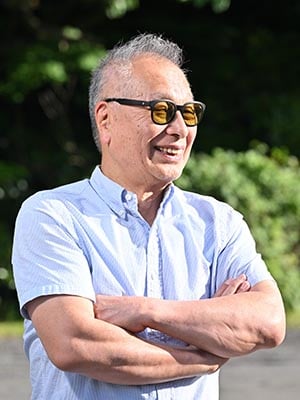こもだきよし
