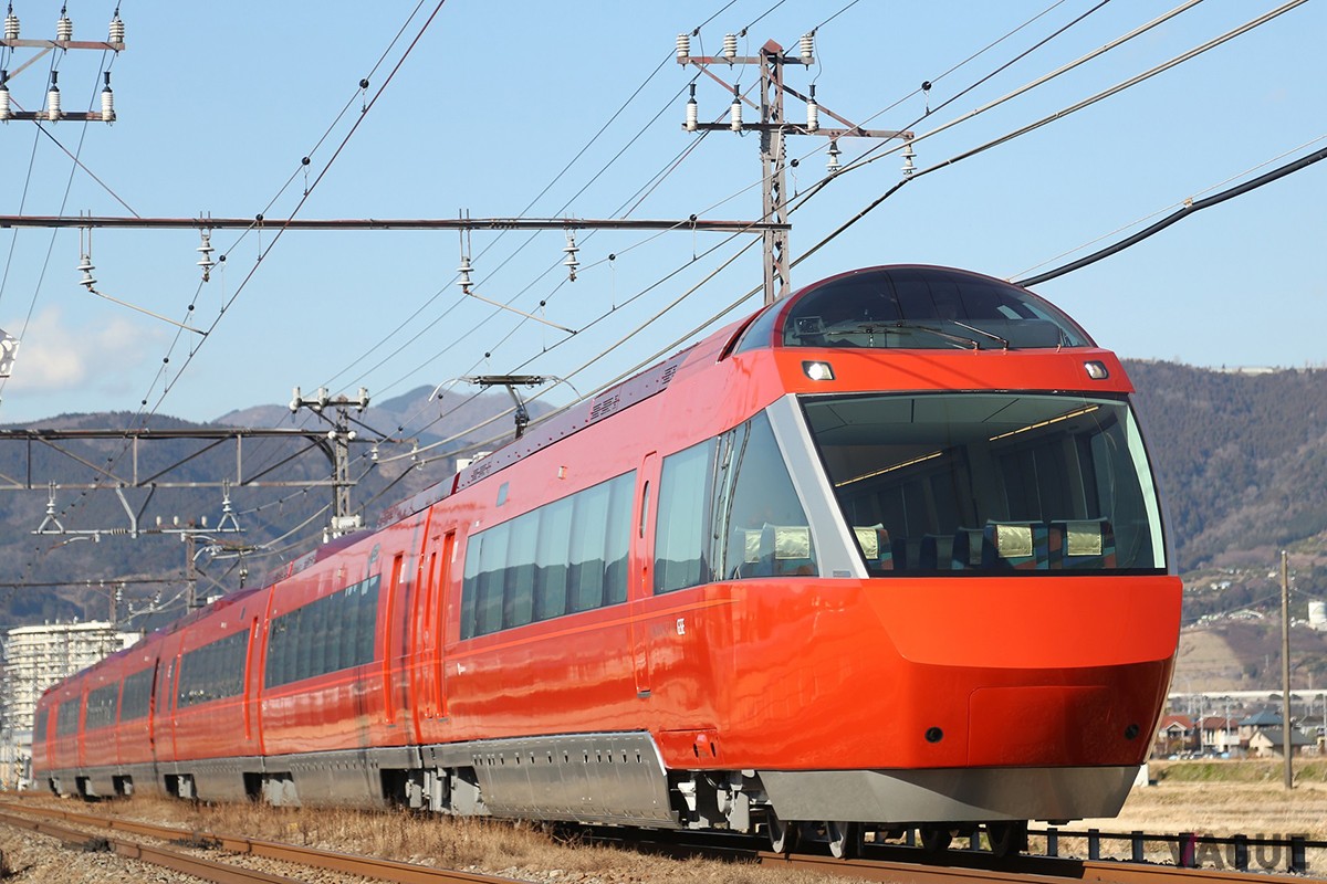 特急ロマンスカー・GSE（70000形）提供：小田急電鉄株式会社