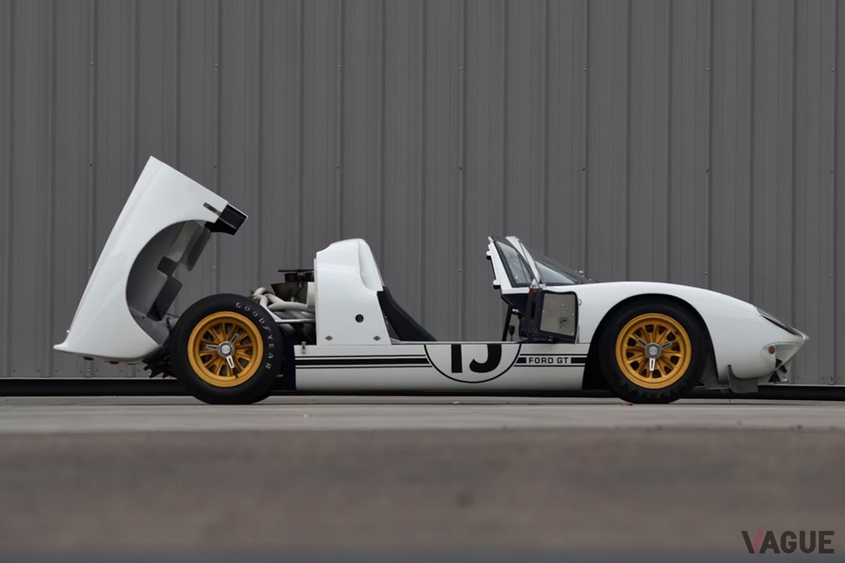 先ごろオークションに出品されたフォード「GT40ロードスター」は、モデル唯一のル・マン参戦車両だった（C）Mecum Auction, Inc.