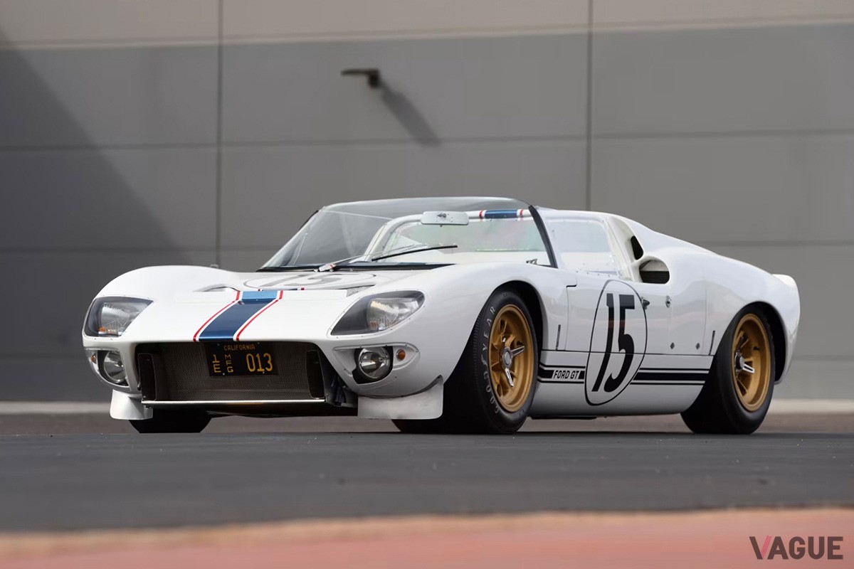 先ごろオークションに出品されたフォード「GT40ロードスター」は、モデル唯一のル・マン参戦車両だった（C）Mecum Auction, Inc.