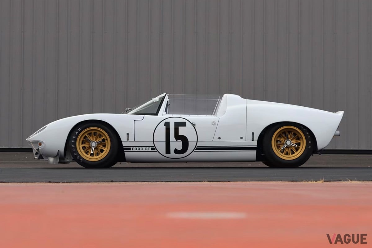 先ごろオークションに出品されたフォード「GT40ロードスター」は、モデル唯一のル・マン参戦車両だった（C）Mecum Auction, Inc.