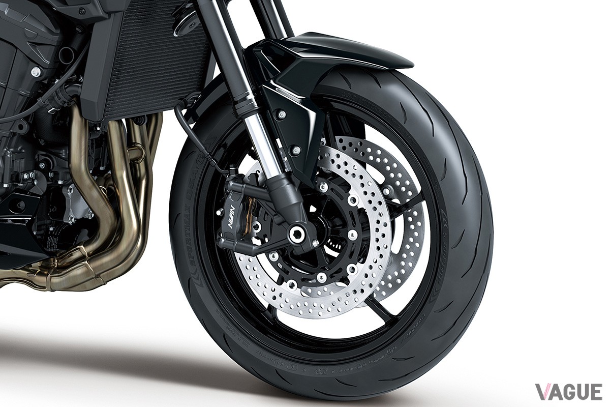 カワサキ「Z900」