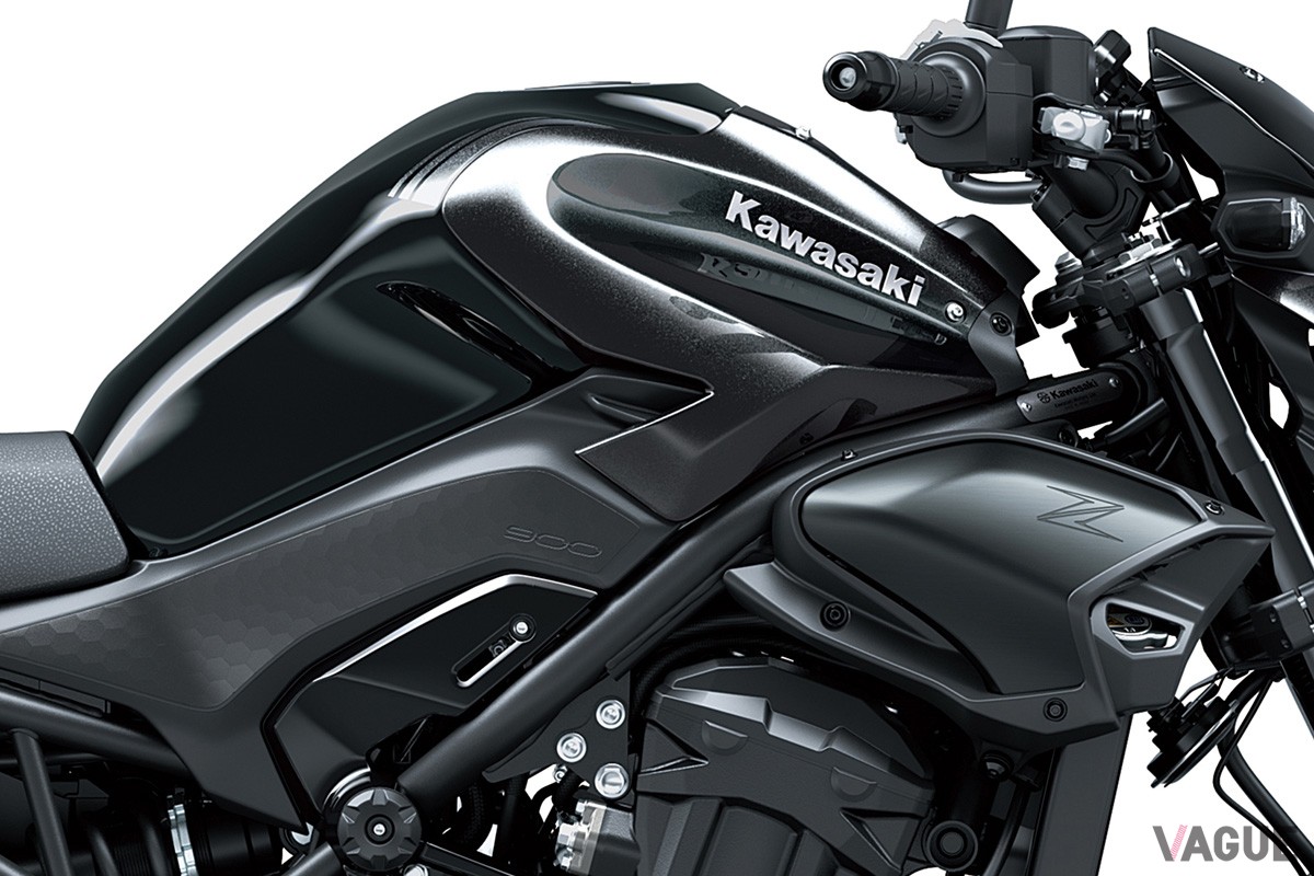 カワサキ「Z900」