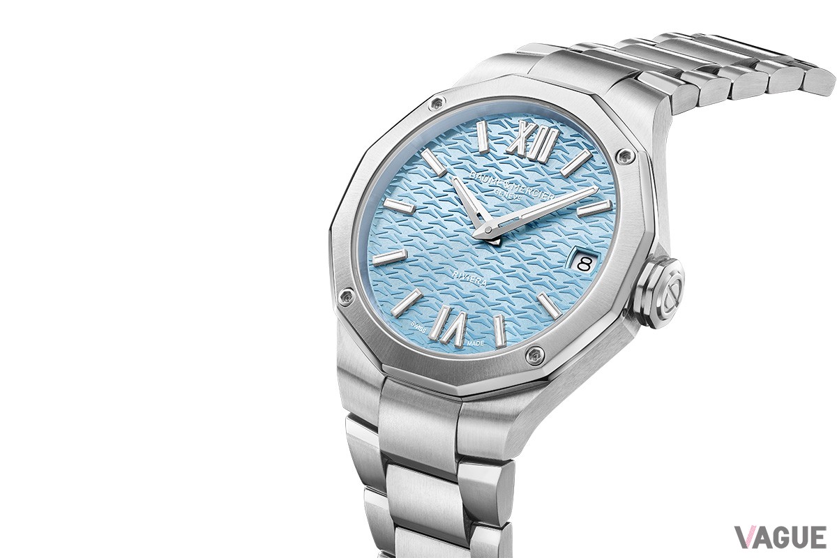 「クリアブルー（M0A10811）」（27万600円 消費税込）