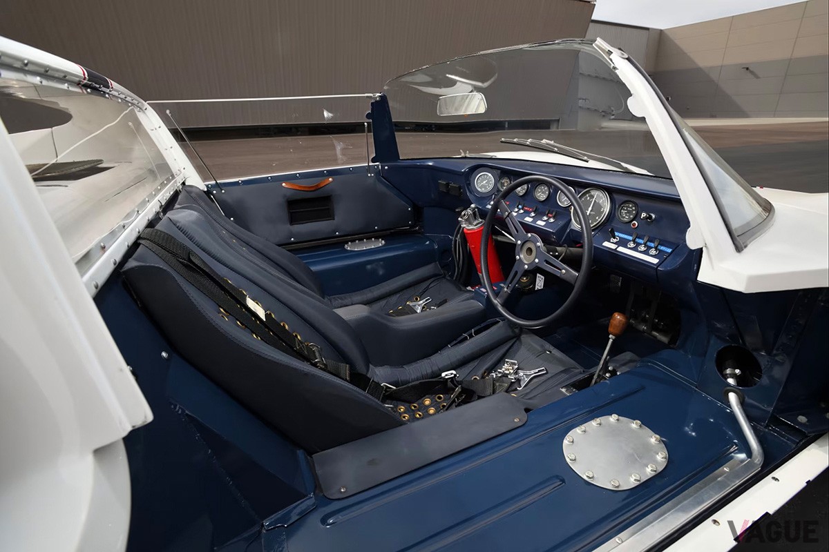 先ごろオークションに出品されたフォード「GT40ロードスター」は、モデル唯一のル・マン参戦車両だった（C）Mecum Auction, Inc.