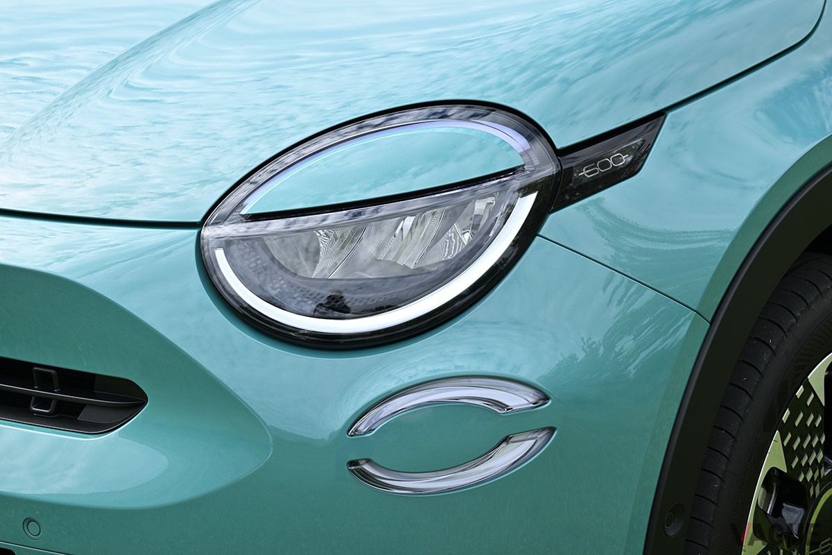 フィアット「600ハイブリッド」