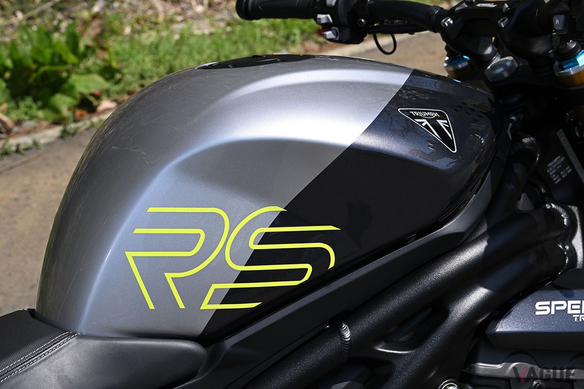 トライアンフ新型「スピードトリプル1200RS」