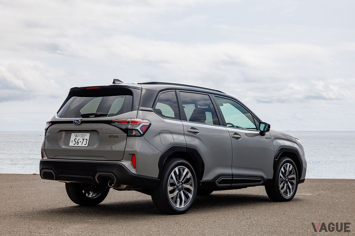 スバル「フォレスター プレミアムS：HEV EX」