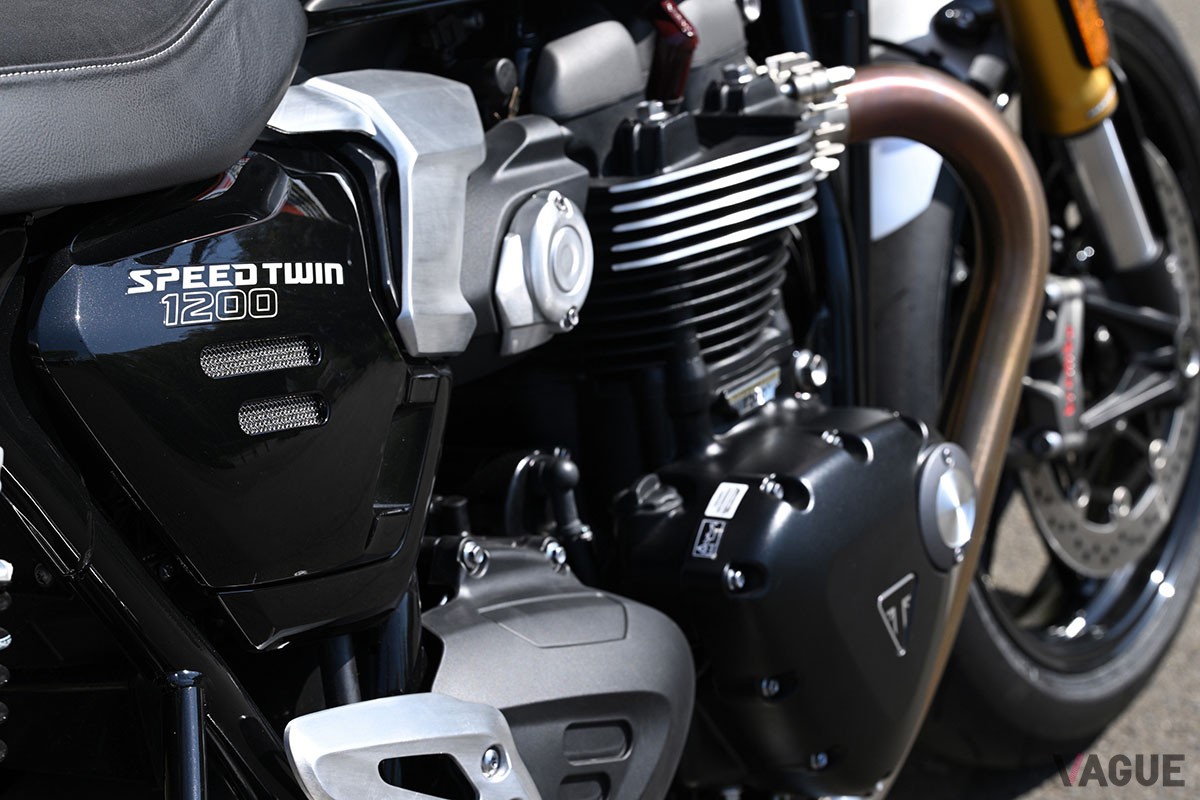 トライアンフ「スピードツイン1200RS」