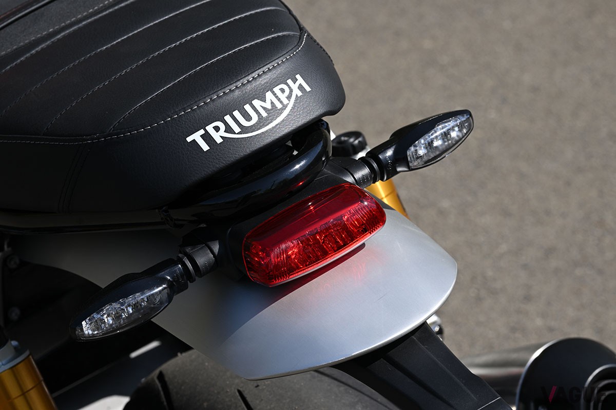 トライアンフ「スピードツイン1200RS」