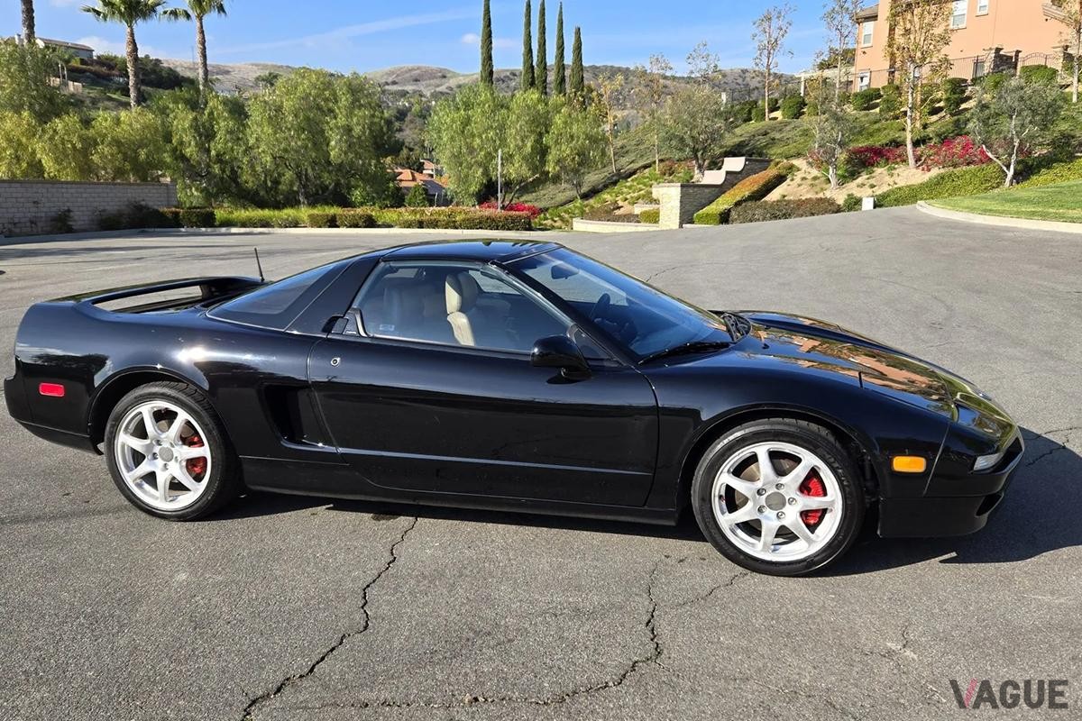 米国オークションに登場した1996年式アキュラ「NSX-T」