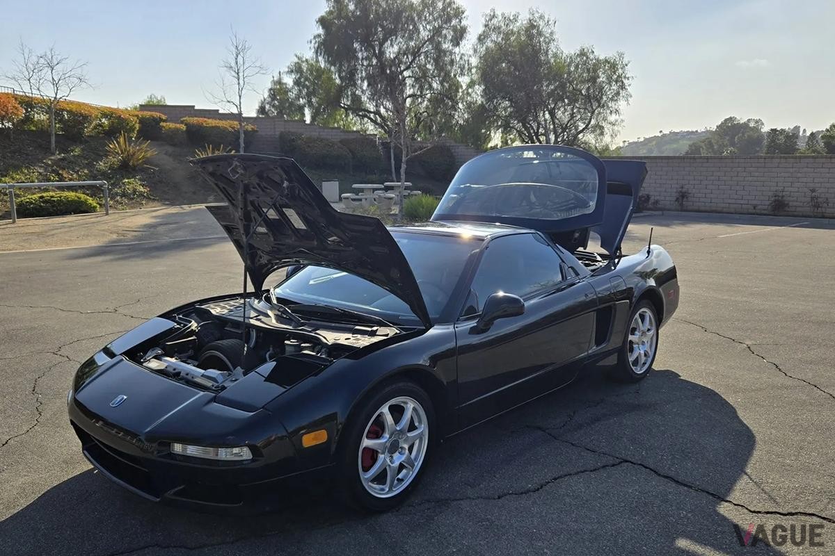 米国オークションに登場した1996年式アキュラ「NSX-T」