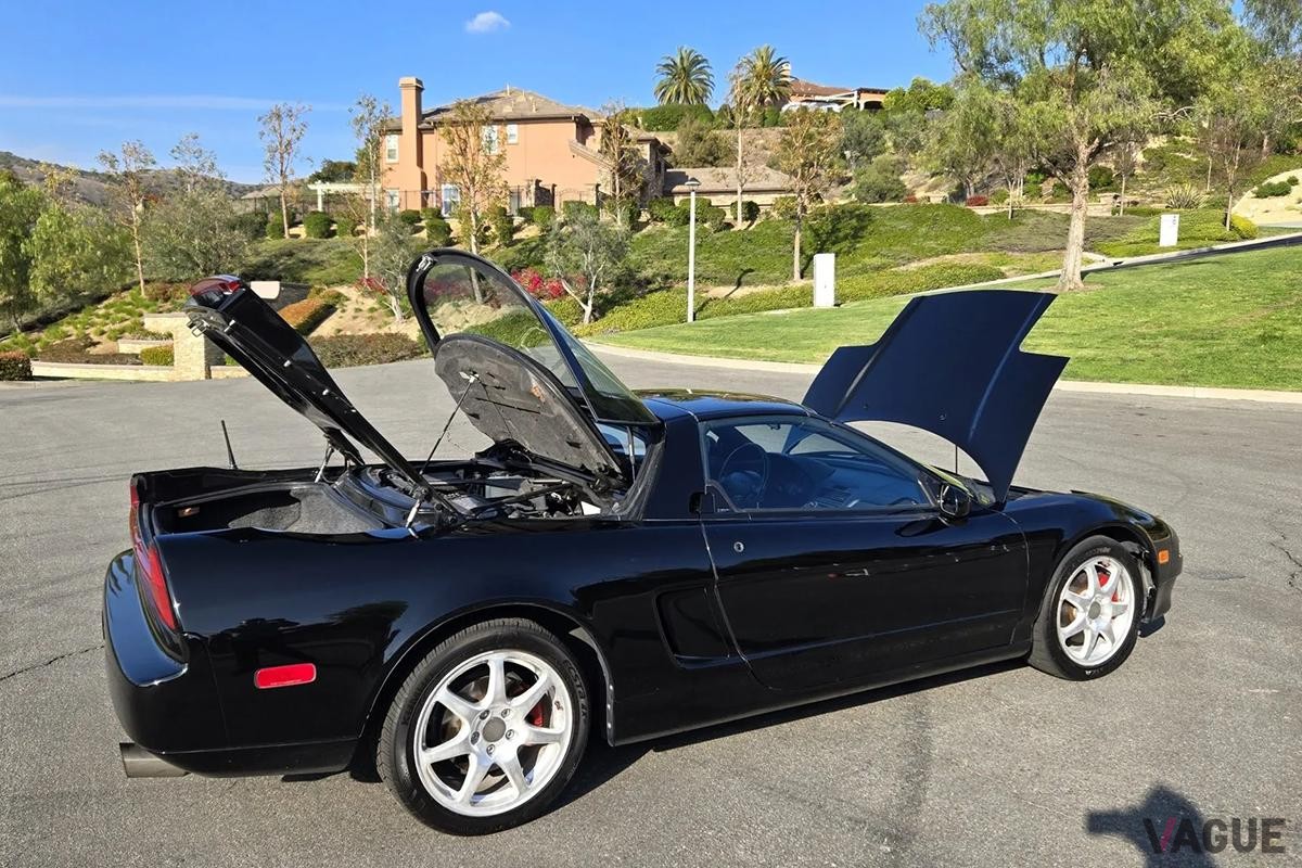 米国オークションに登場した1996年式アキュラ「NSX-T」