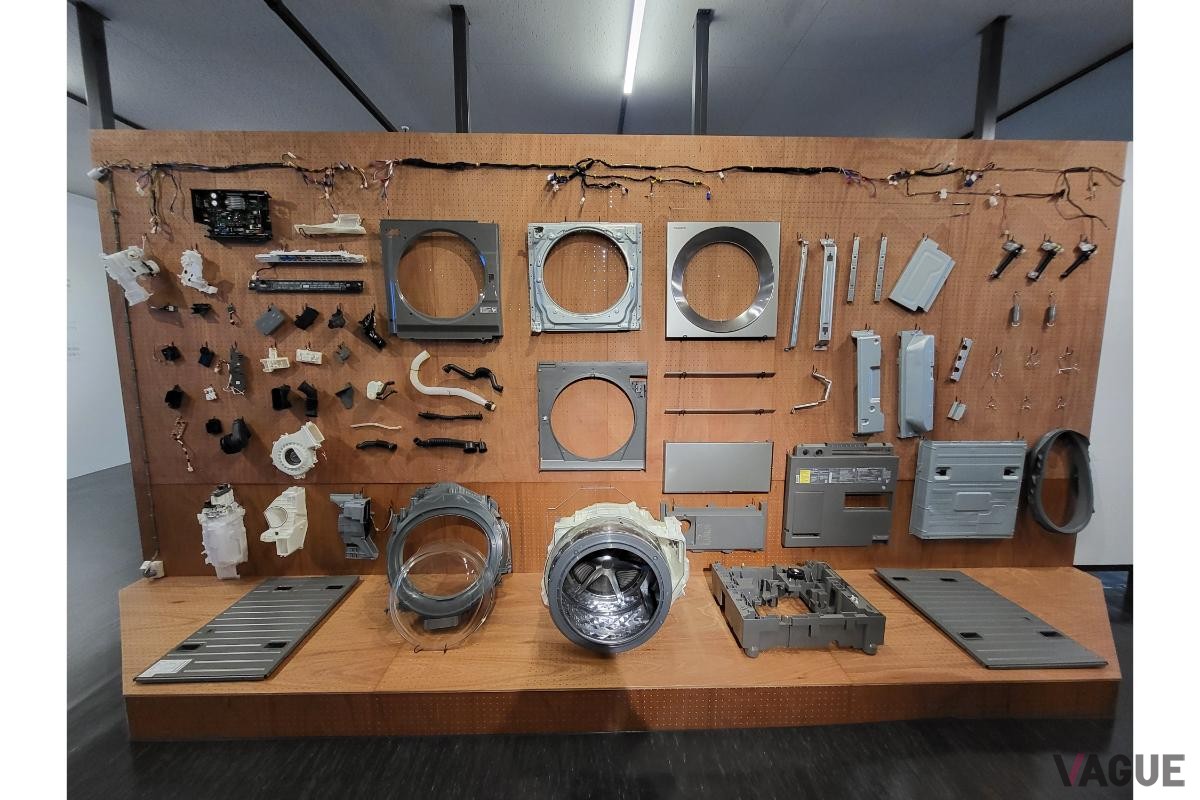 ドラム洗濯機をバラバラにした展示品