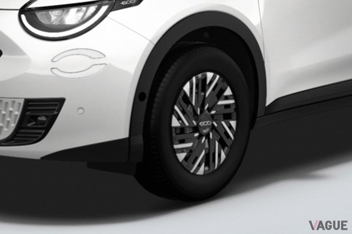 フィアット新型「600ハイブリッド」