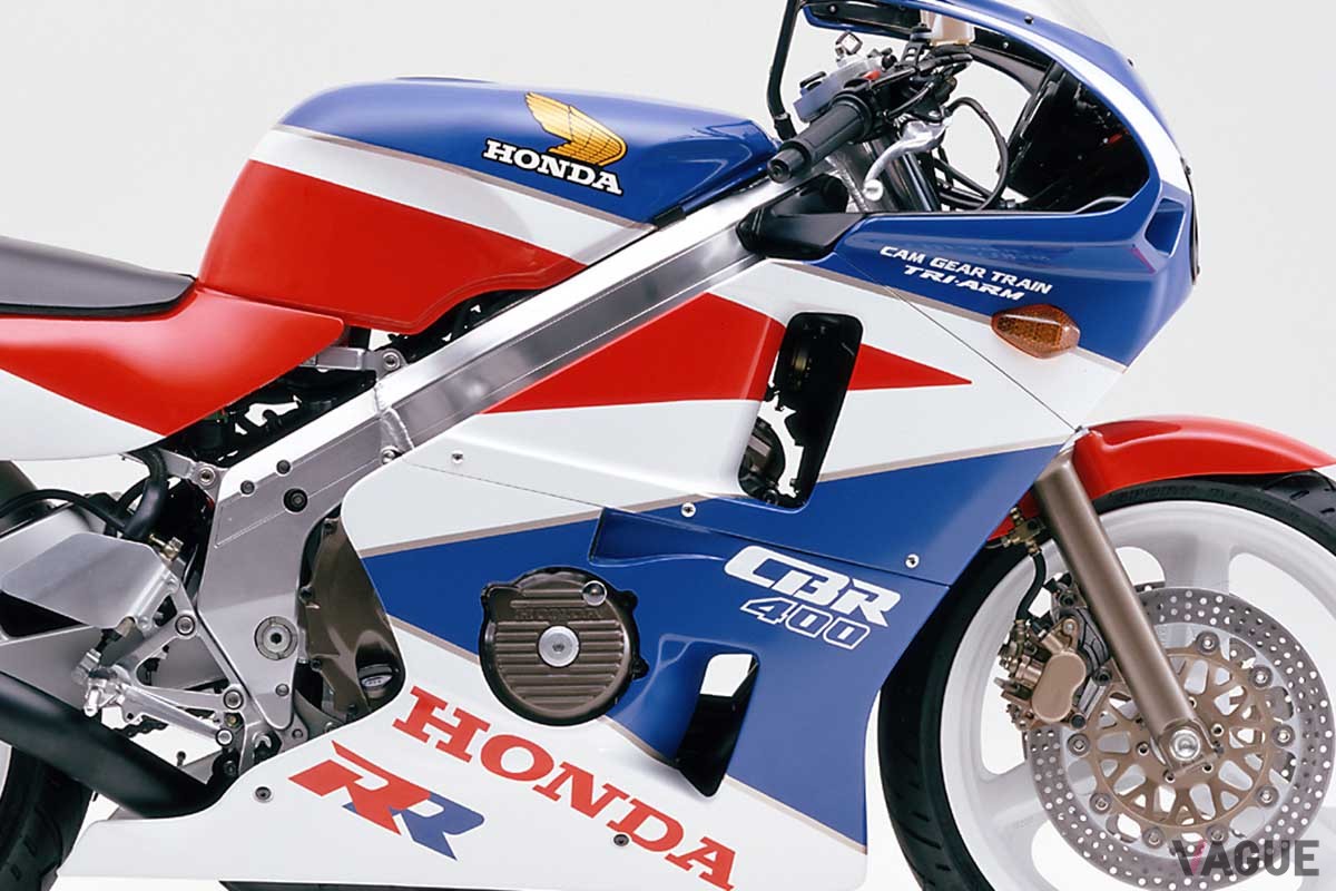 1987年12月に登場したホンダ「CBR400RR」