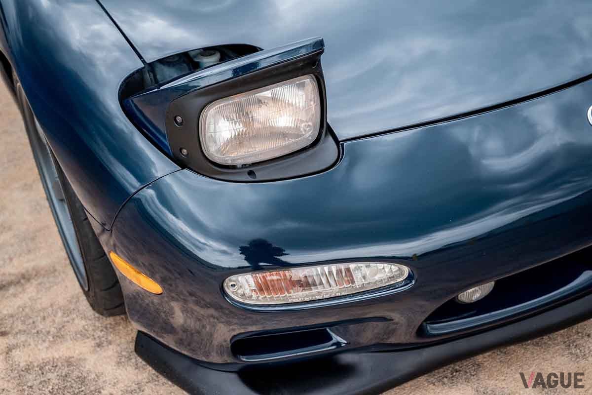 米国オークションに登場した、EV化されたマツダFD型「RX-7」